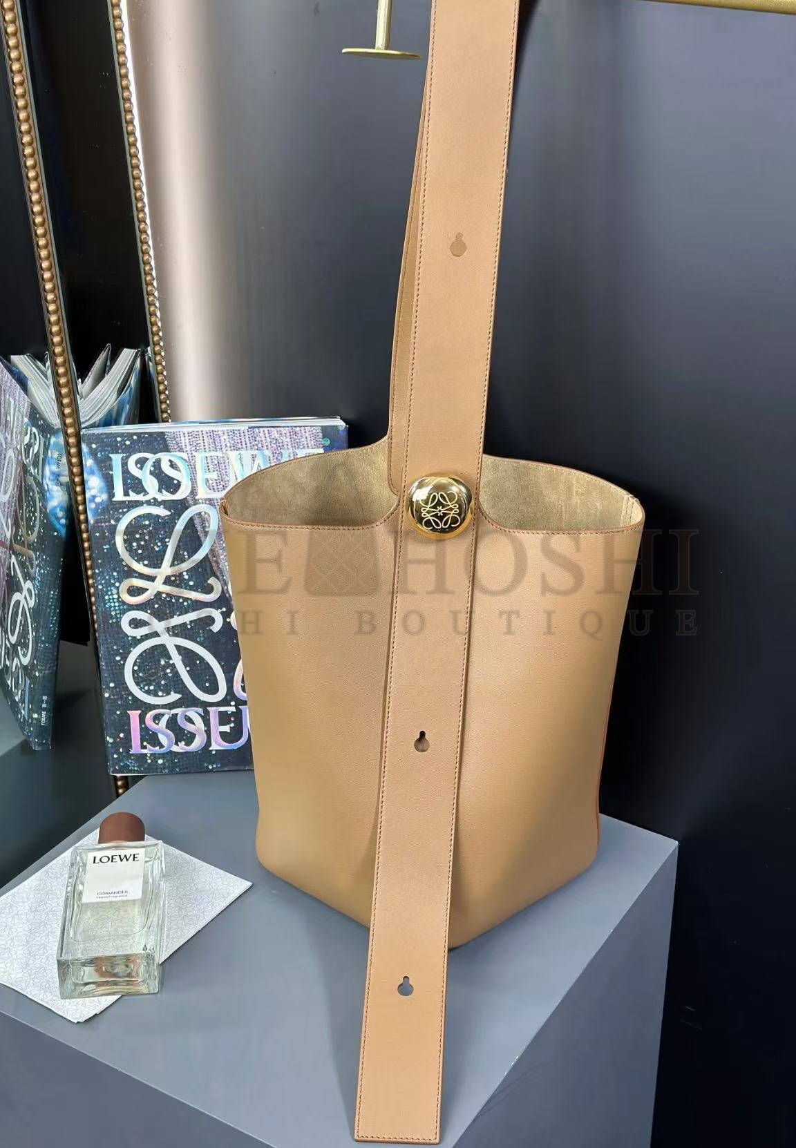 L0ew* real leather bag Natural Pebble Mini Leather Bucket Bag Master Quality