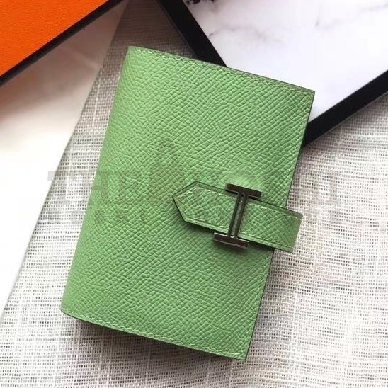 H**me5 Bearn Mini Wallet In Vert Criquet Epsom Leather Master Quality