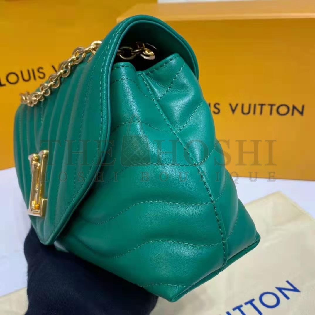 L0vis Vvtt0n LV Women New Wave Chain Bag Handbag Emerald Green Smooth Cowhide Leather Master Quality