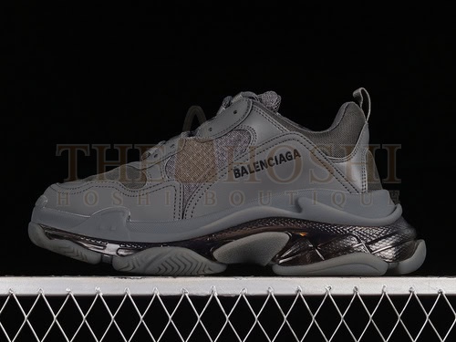 Vg Ba1en*iaga Triple S 3.0 Sneakers Black/Black/Black Master Quality