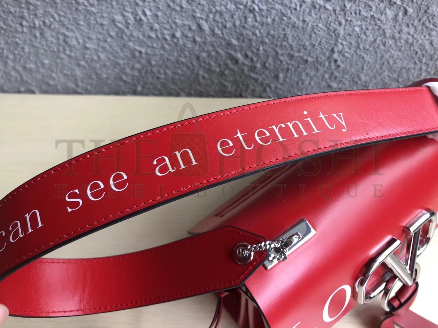 Va1e*ntin0 Small Love Vring Shoulder Red Bag Master Quality