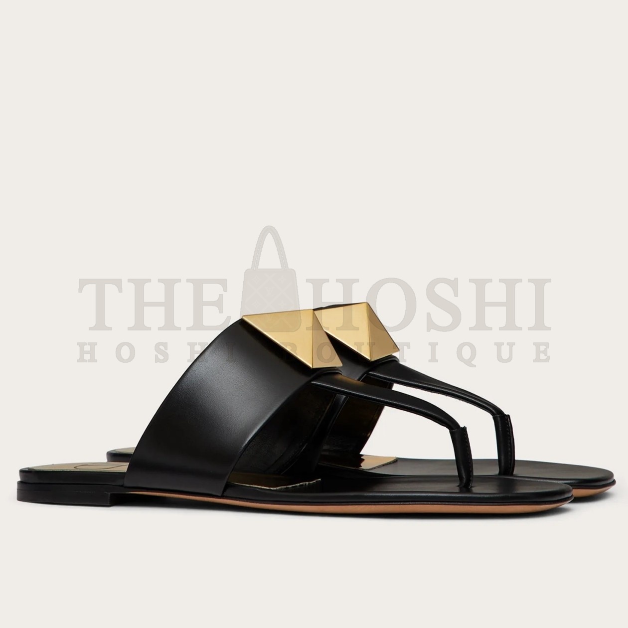 Va1e*ntin0 One Stud Flat Thong Sandals In Black Calfskin Master Quality