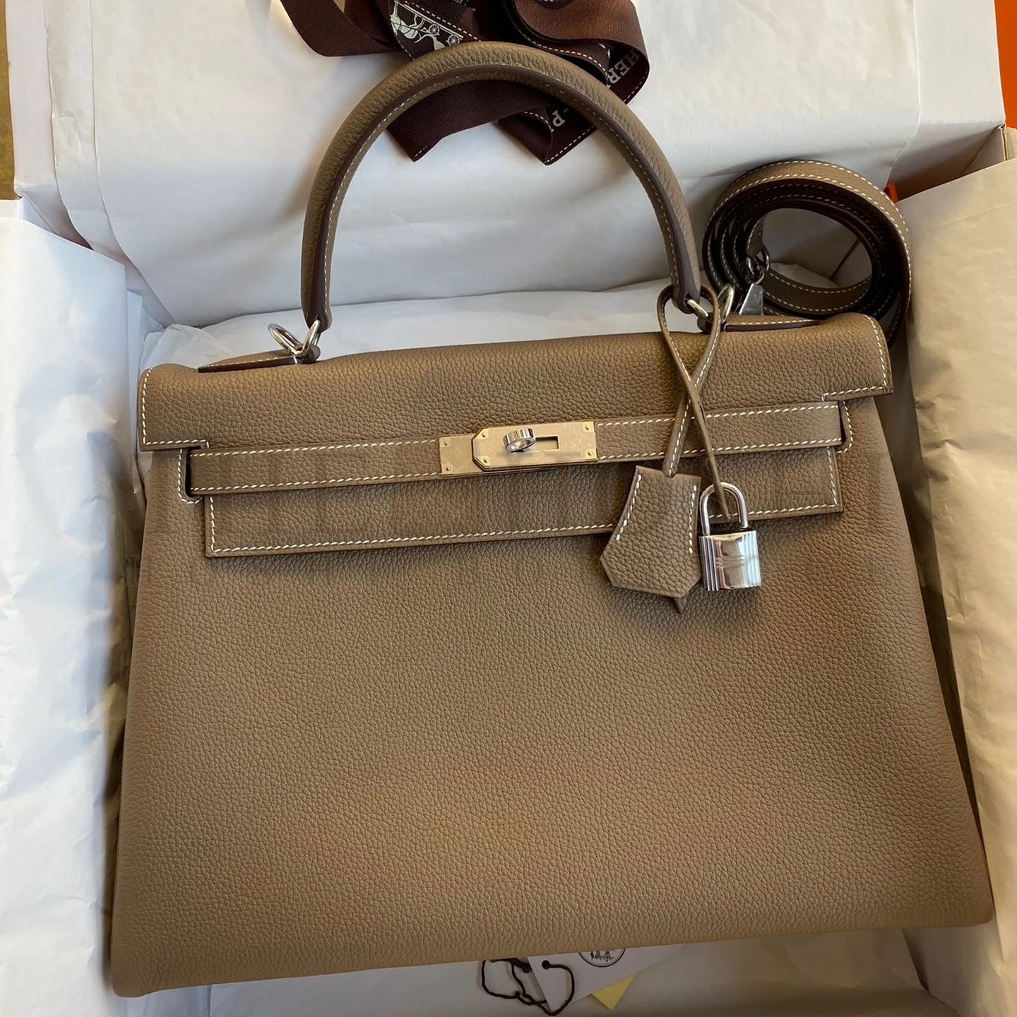 H**me5 Kelly Retourne 32 Handmade Bag In Taupe Clemence Leather Master Quality