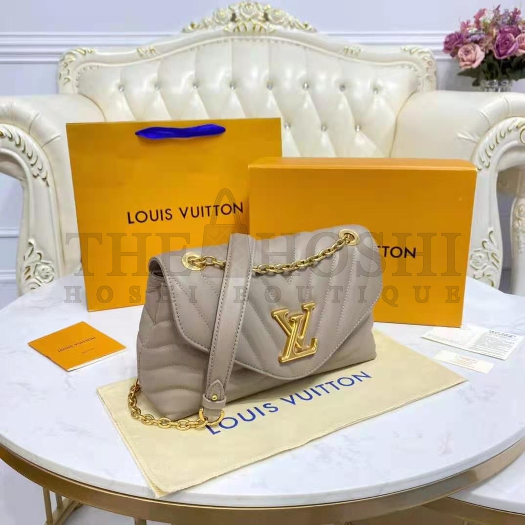 L0vis Vvtt0n LV Women New Wave Chain Bag Handbag Sandy Smooth Cowhide Leather Master Quality