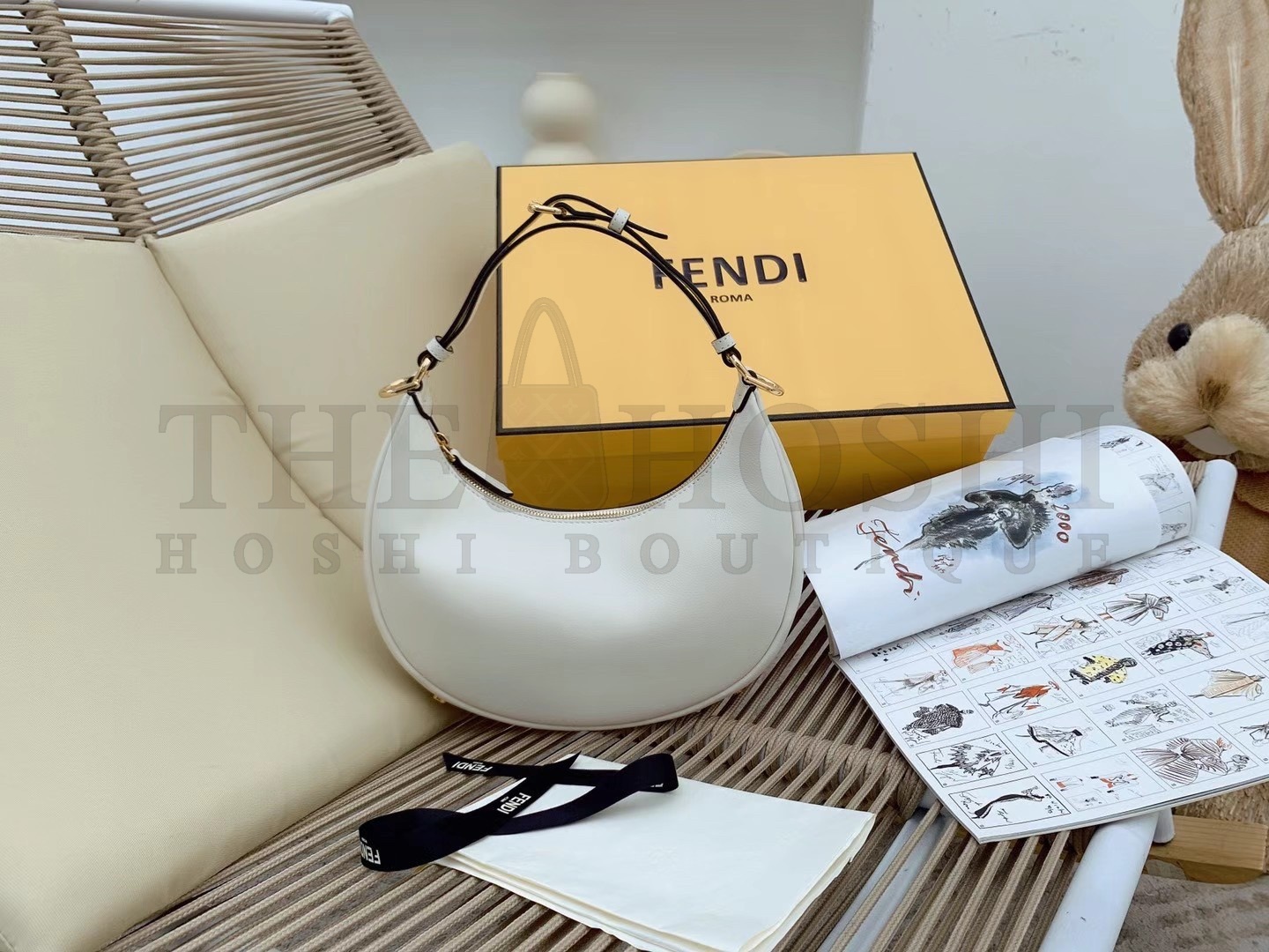 F**di F**digraphy Small Hobo Bag In White Leather Master Quality