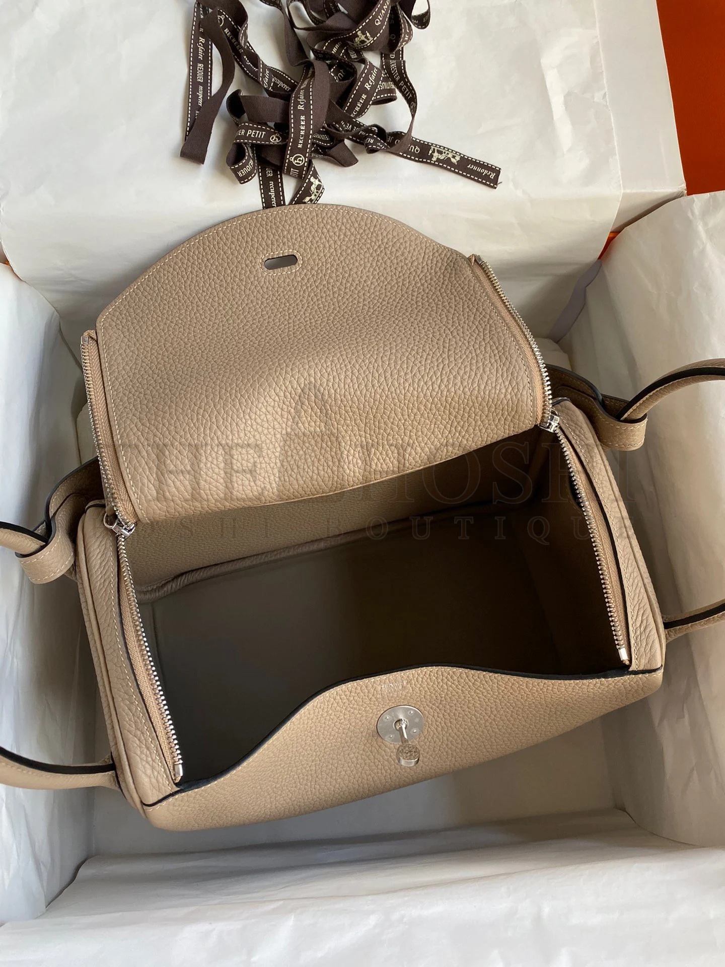 H**me5 Lindy 30 Handmade Bag In Tourterelle Clemence Leather Master Quality