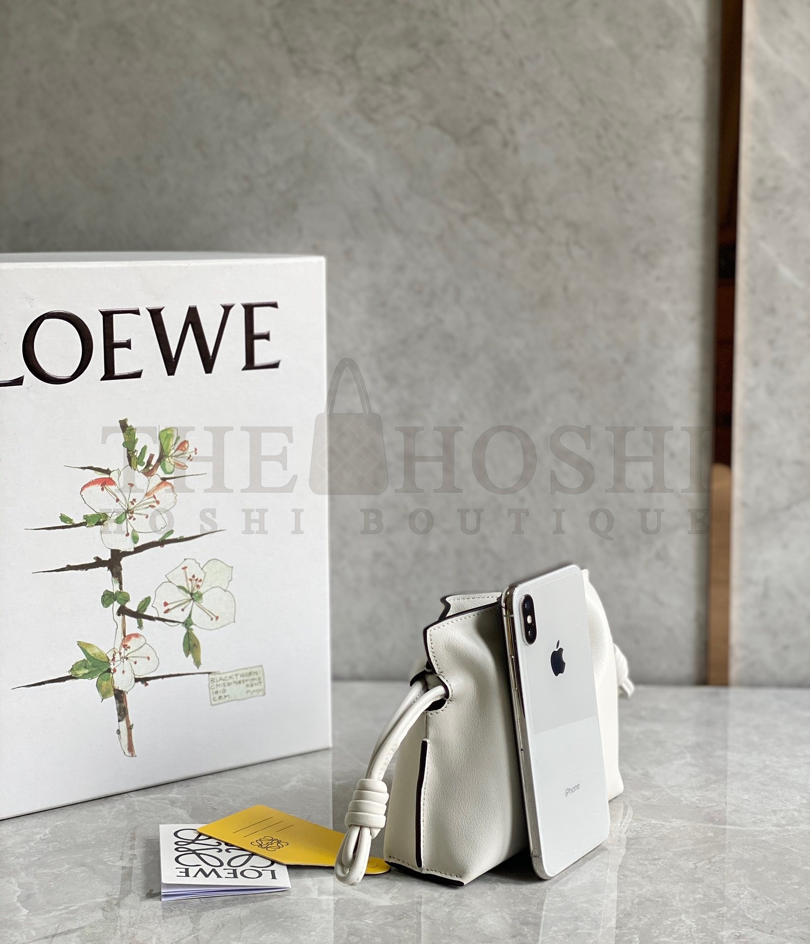 L0ew* Flamenco Nano Clutch In White Nappa Leather Master Quality