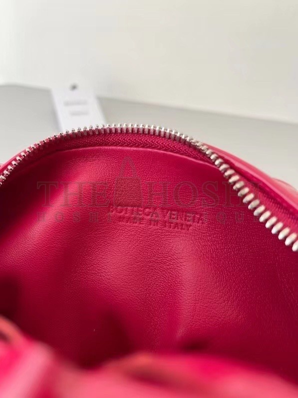 B0tt*ga Ven*ta BV Jodie Mini Bag In Red Intrecciato Patent Leather Master Quality