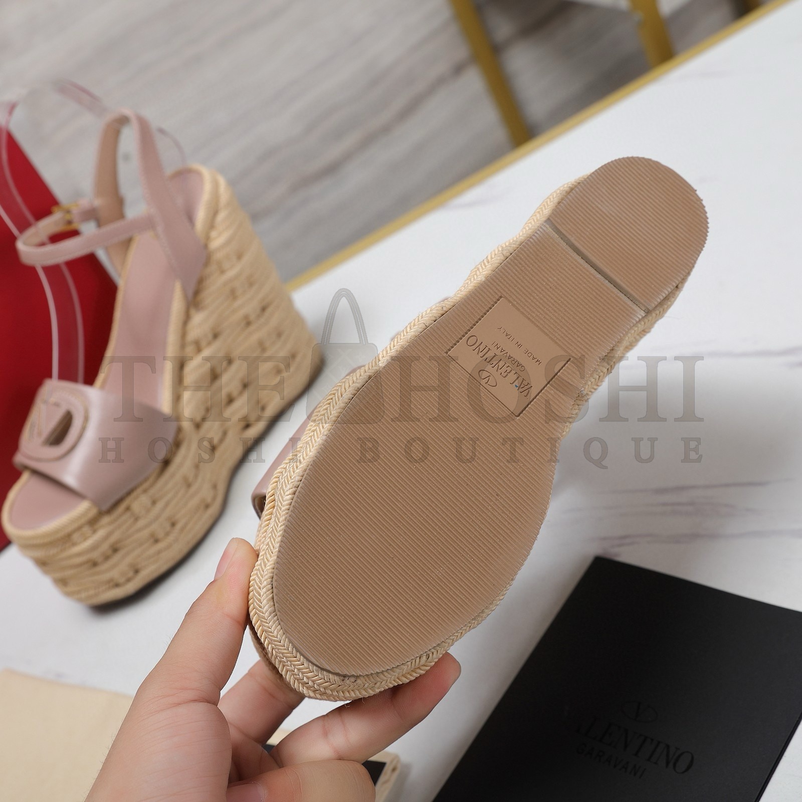 Va1e*ntin0 VLogo Cut-out Espadrille Wedge Sandals in Beige Leather Master Quality
