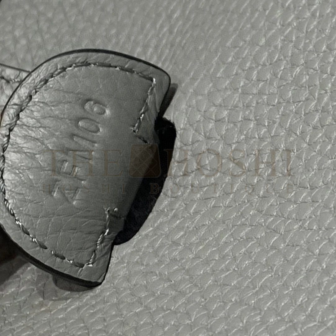 H**me5 Evelyne III 29 Bag in Gris Meyer Clemence Leather Master Quality