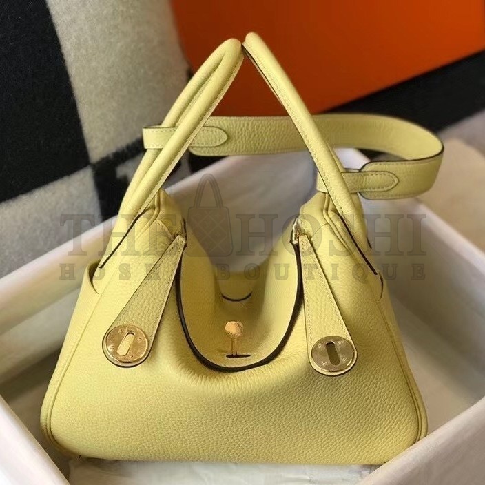 H**me5 Lindy 30cm Bag In Jaune Poussin Clemence Leather Master Quality