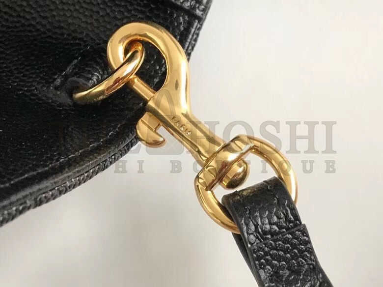 Sa1nt Lau*nt Monogram Clutch In Black Grained Leather Master Quality