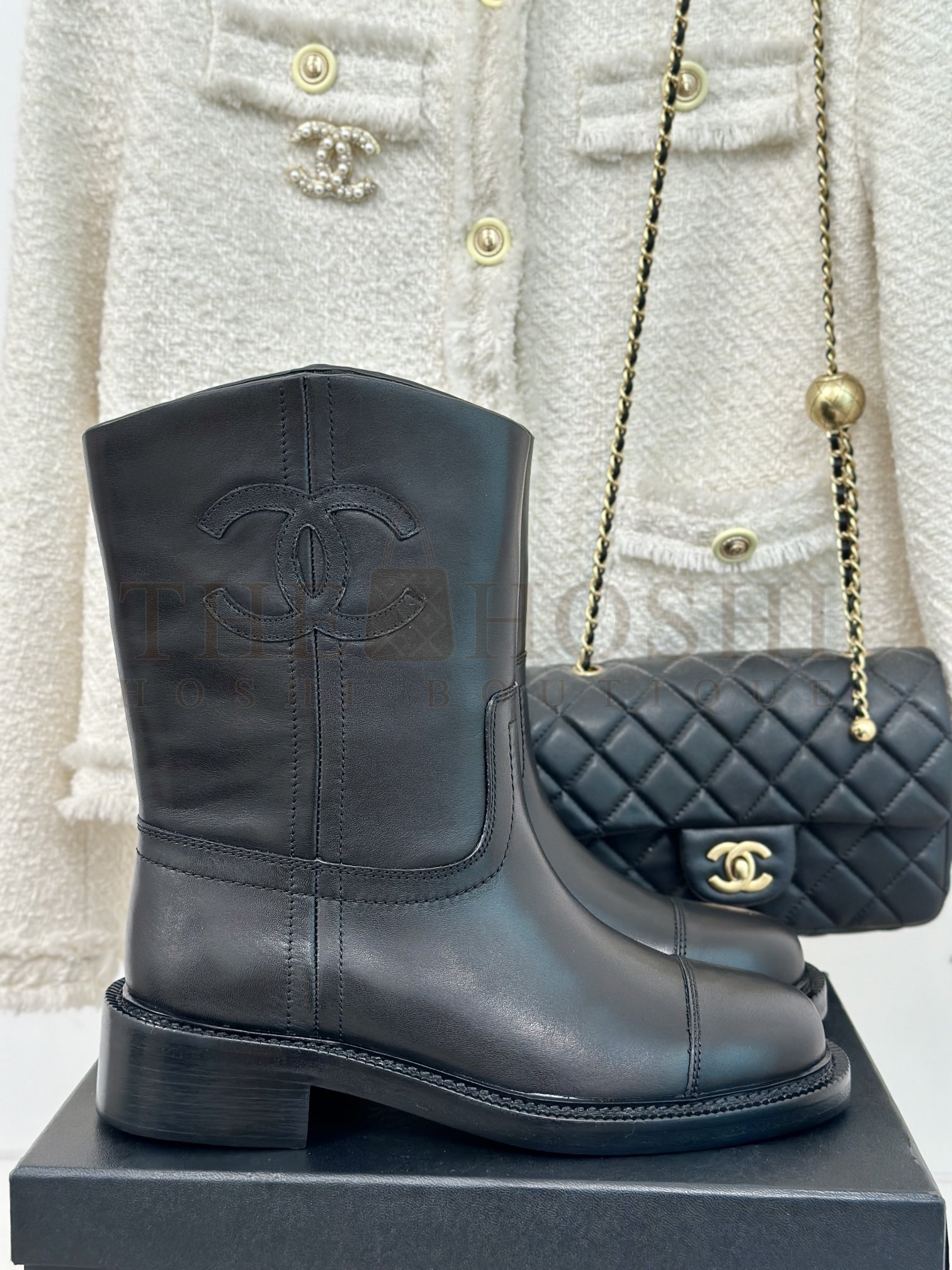 Ch**el boots Master Quality