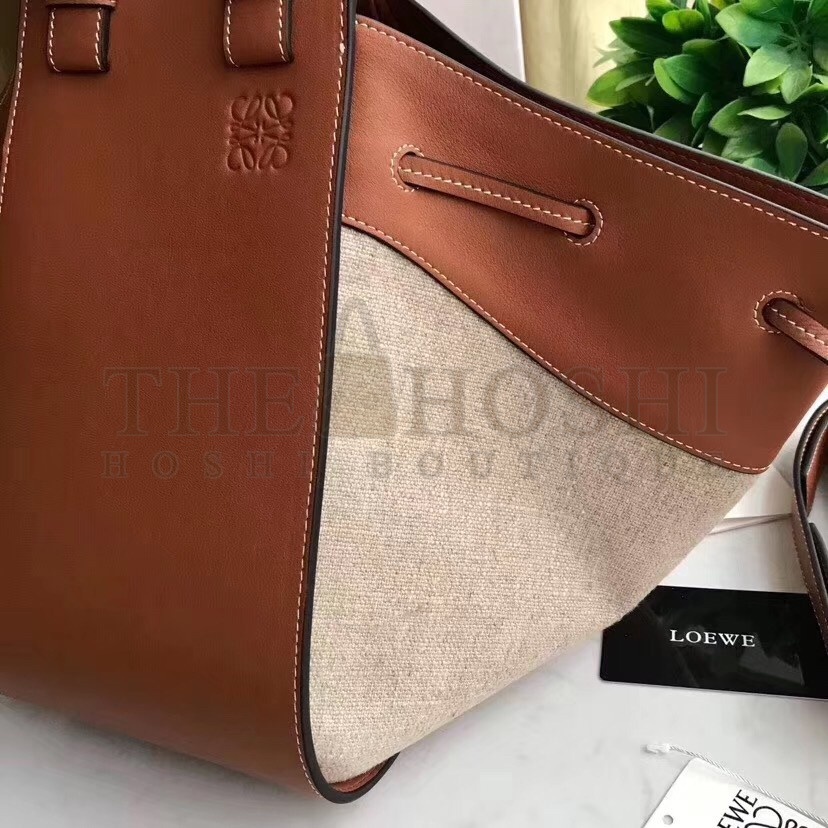 L0ew* Medium Hammock Drawstring Bag In Canvas Master Quality