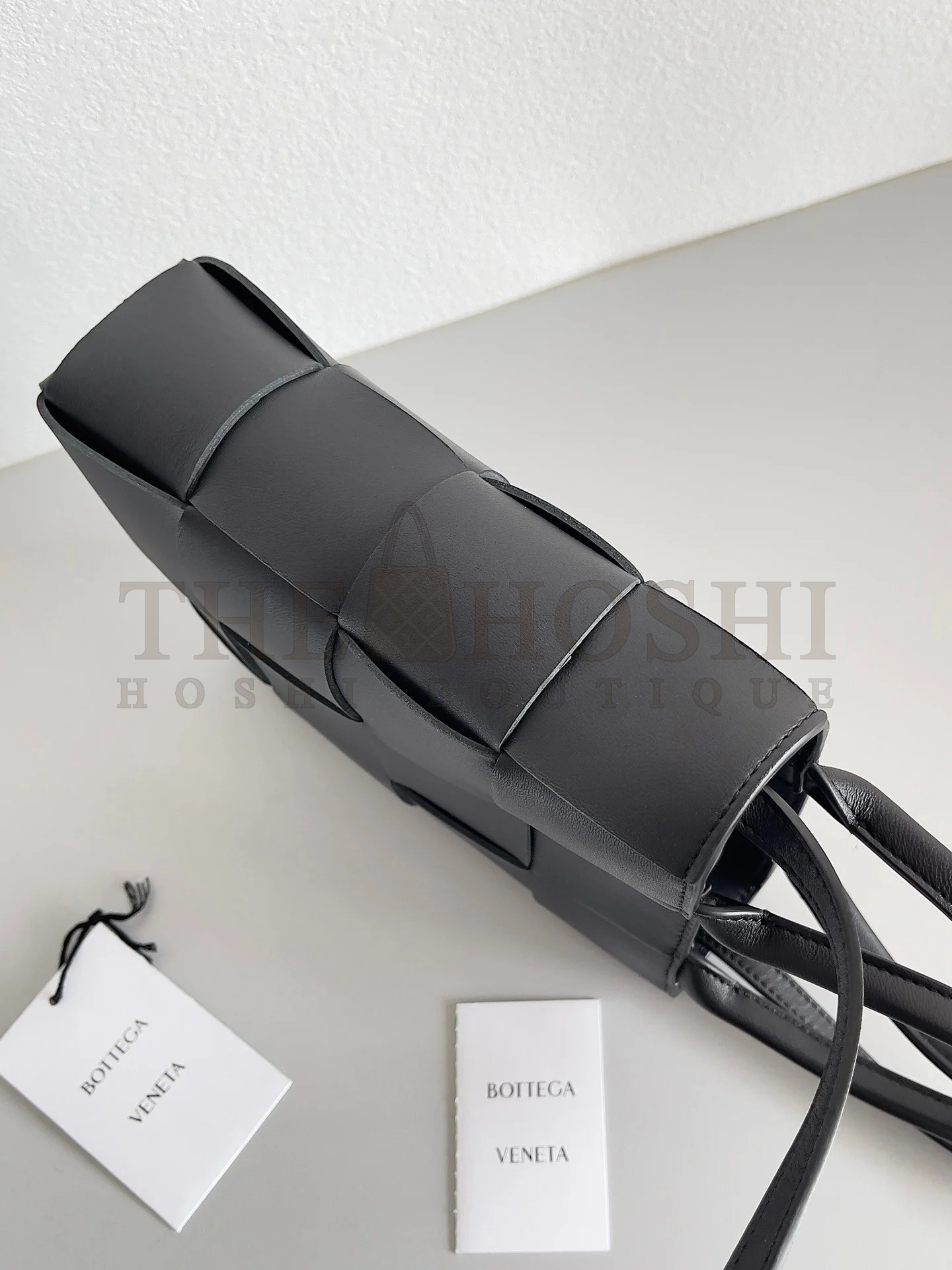 B0tt*ga Ven*ta Cassette Mini Tote Bag In Black Lambskin Master Quality