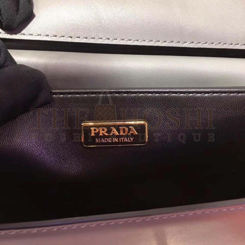 Pra*a Cahier Shoulder Bag In Grey/Black Leather Master Quality