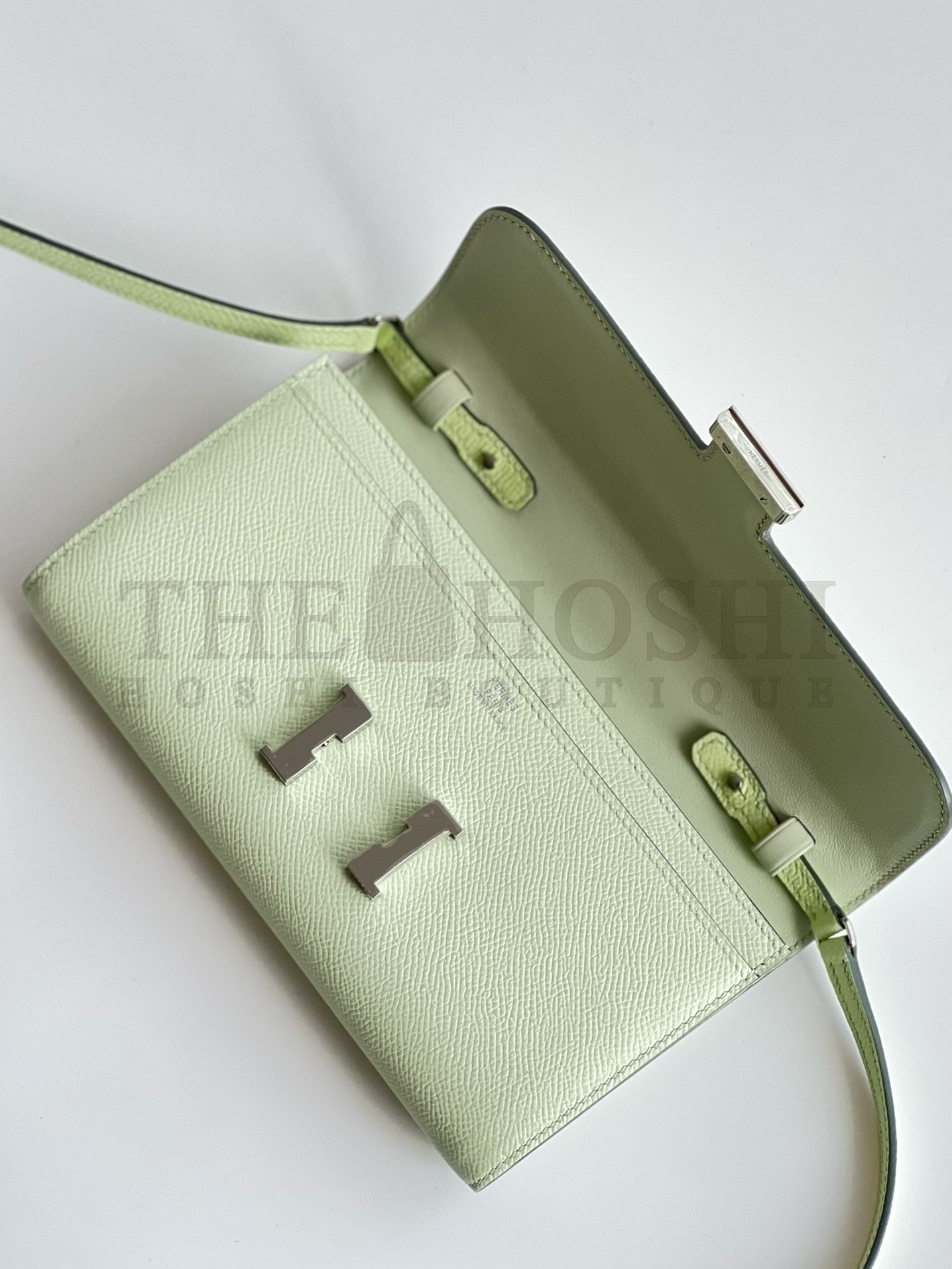 H**me5 Constance To Go Wallet in Vert Fizz Epsom Calfskin Master Quality