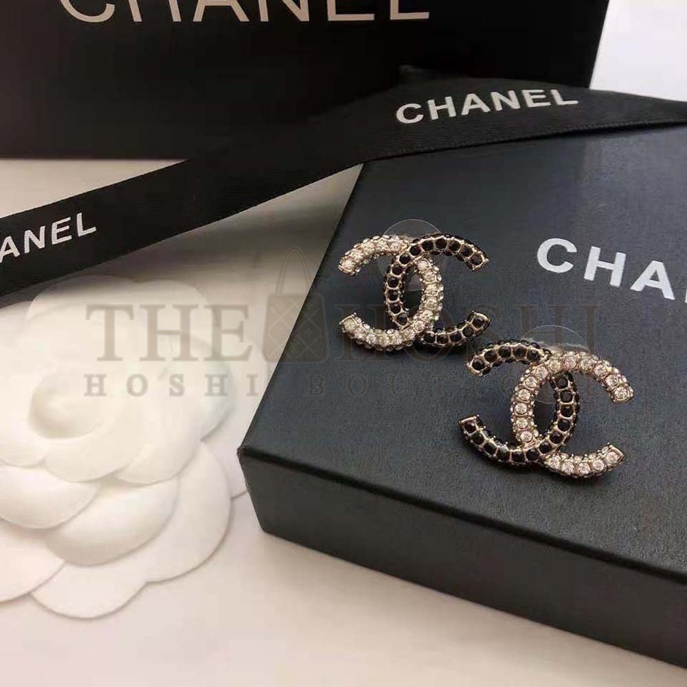 Ch**el Women Stud Earrings in Metal and Strass Master Quality