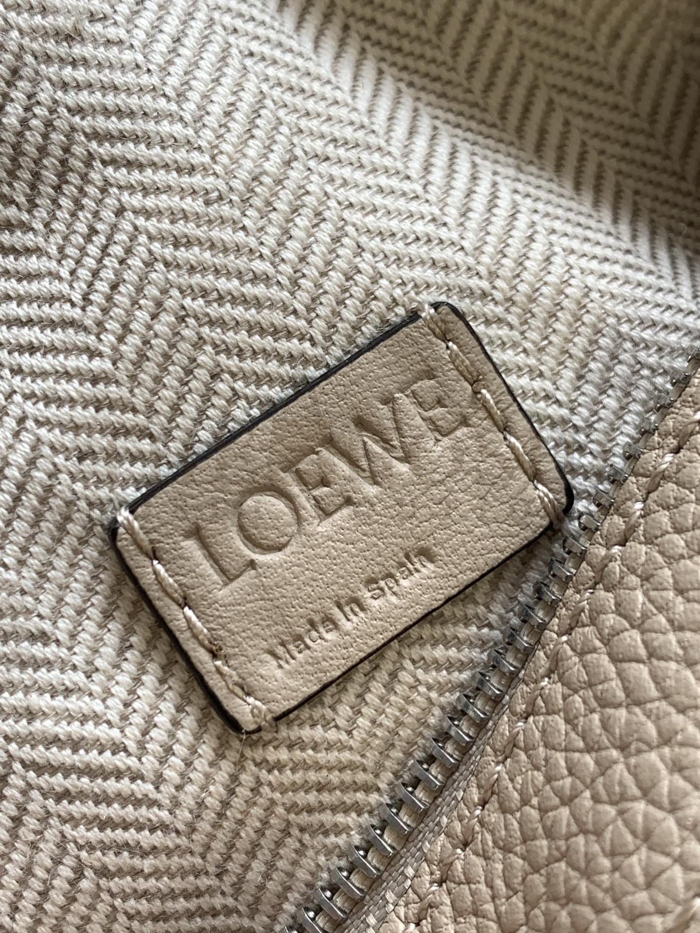 L0ew* Mini Puzzle bag in soft grained calfskin Master Quality