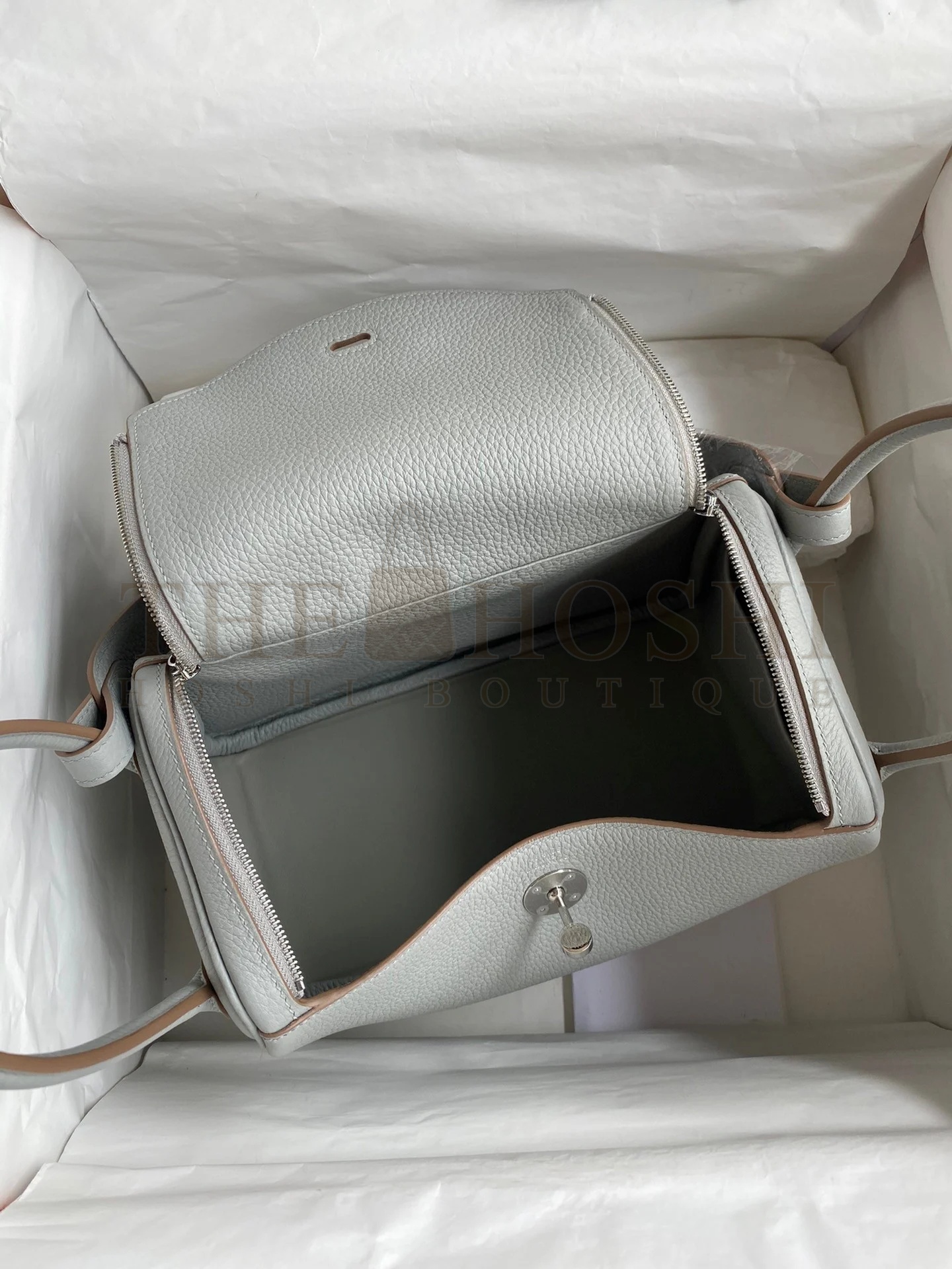 H**me5 Lindy 26 Handmade Bag In Blue Glacier Clemence Leather Master Quality