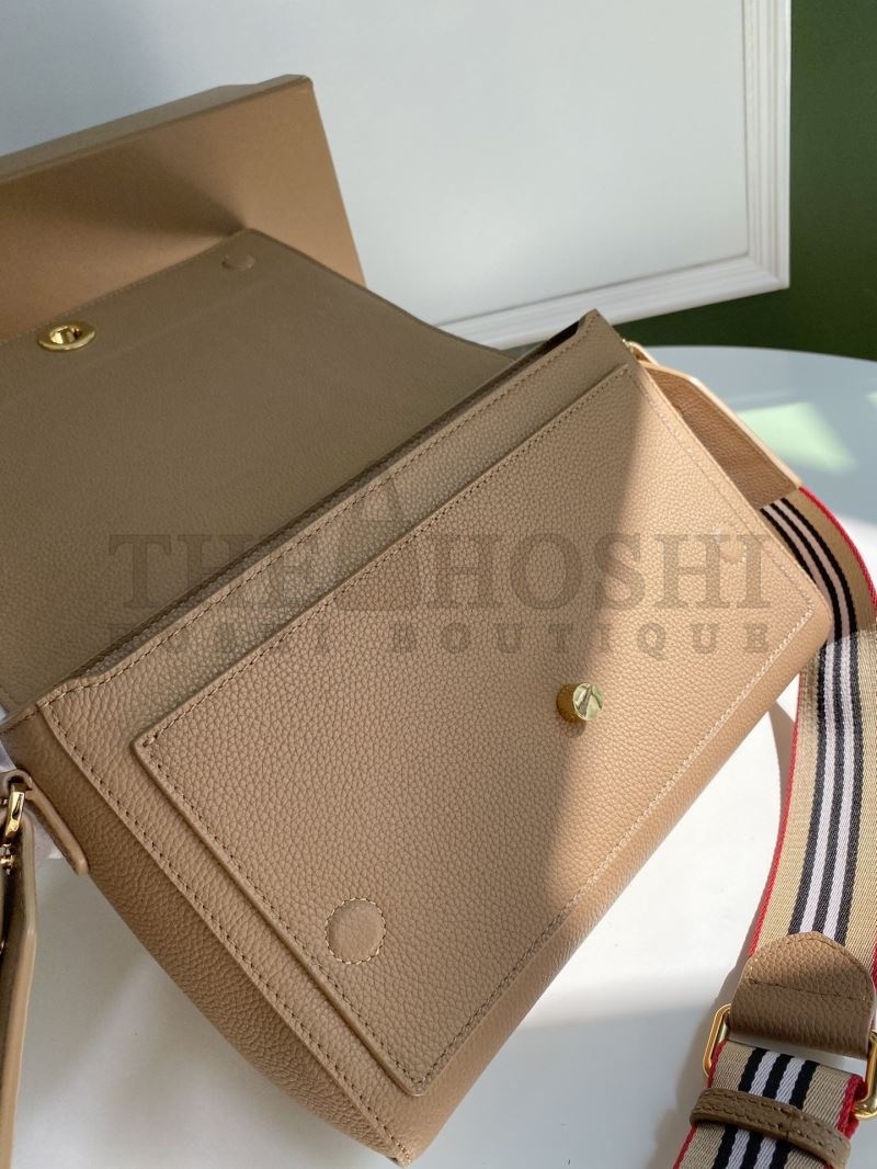 Bv*b*rry Clutch Bags Master Quality