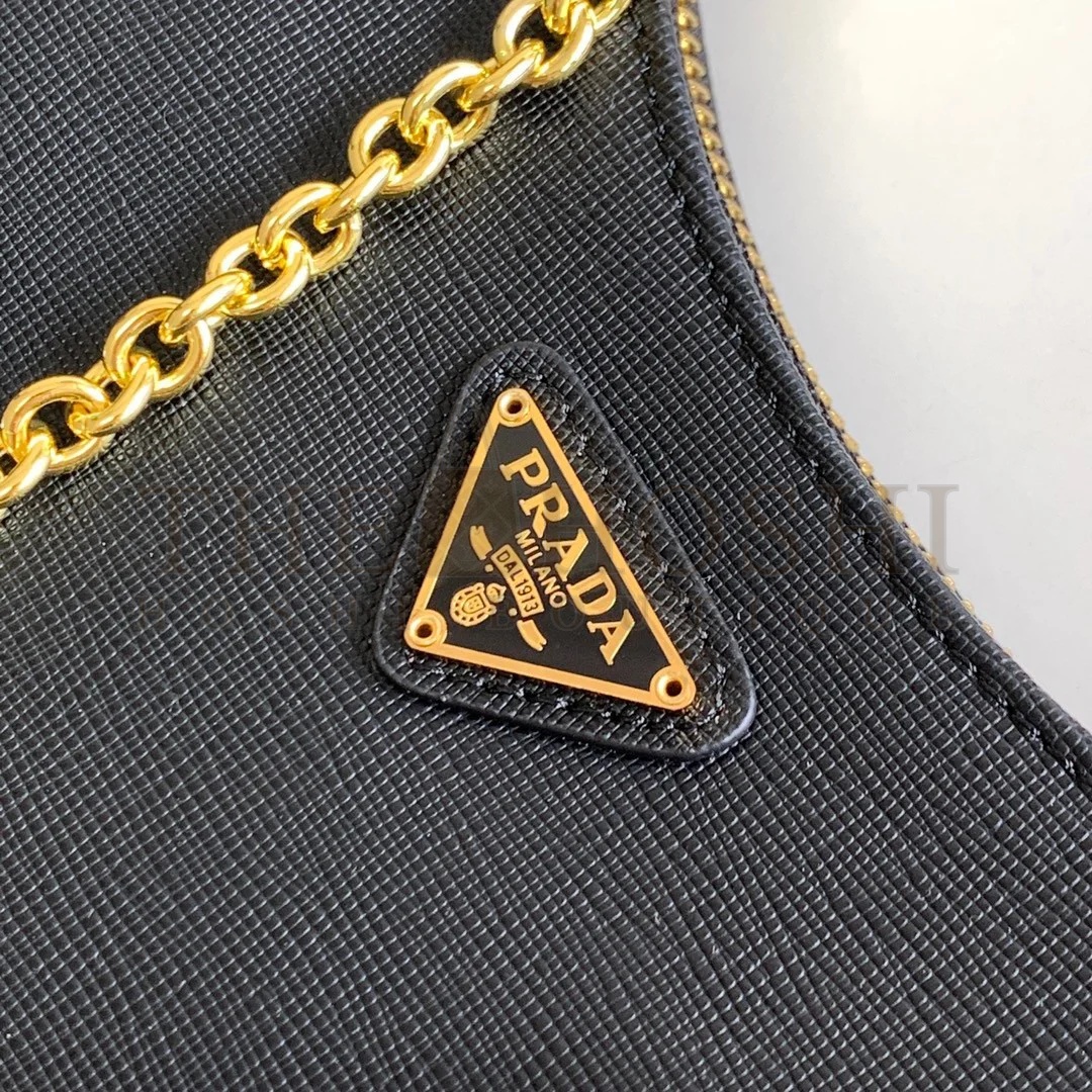 Pra*a Re-Edition 2005 Shoulder Bag In Black Saffiano Leather Master Quality