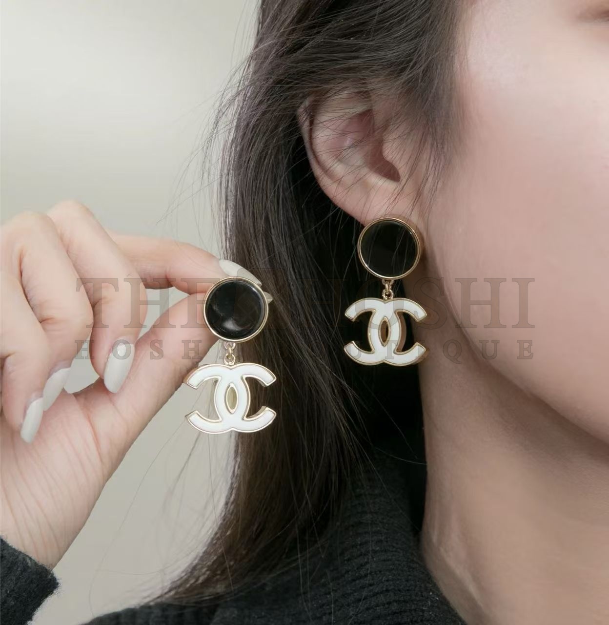 Ch**el earring Master Quality