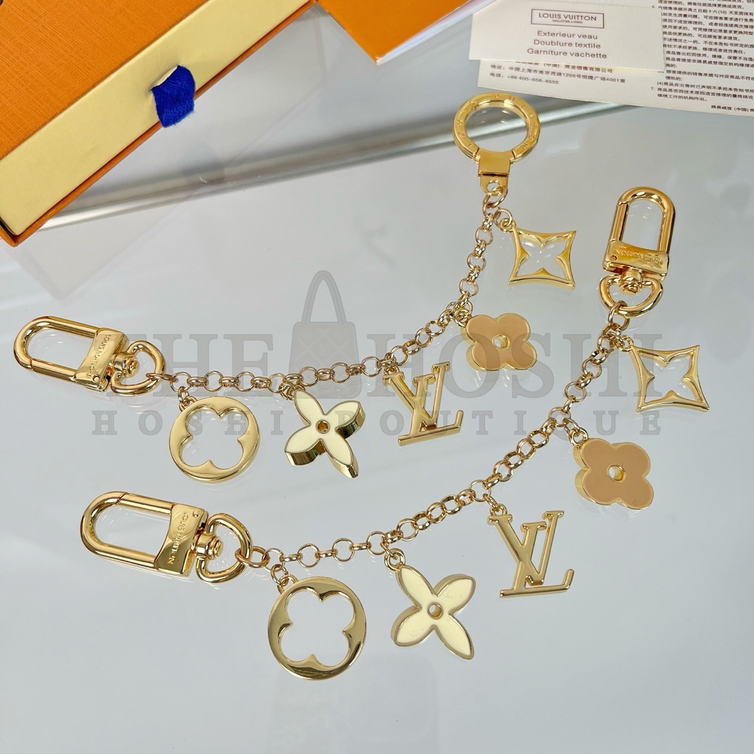 L0vis Vvtt0n LV Spring Street Chain Keychain Gold Monogram Charm Master Quality