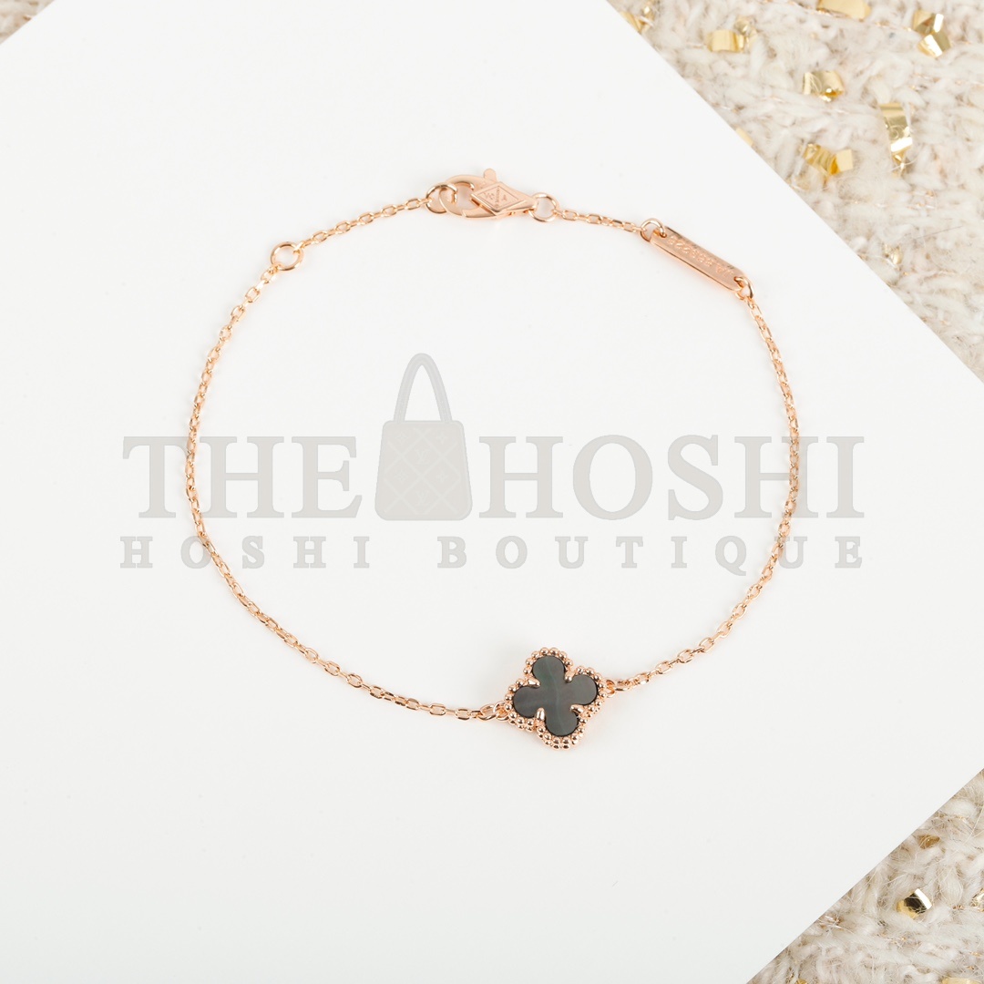 V*n Cl**f ARPELS SWEET ALHAMBRABRACELET1MOTIF MOTHER-OF-PEARL18K  bracelet silver gold rose gold Master Quality