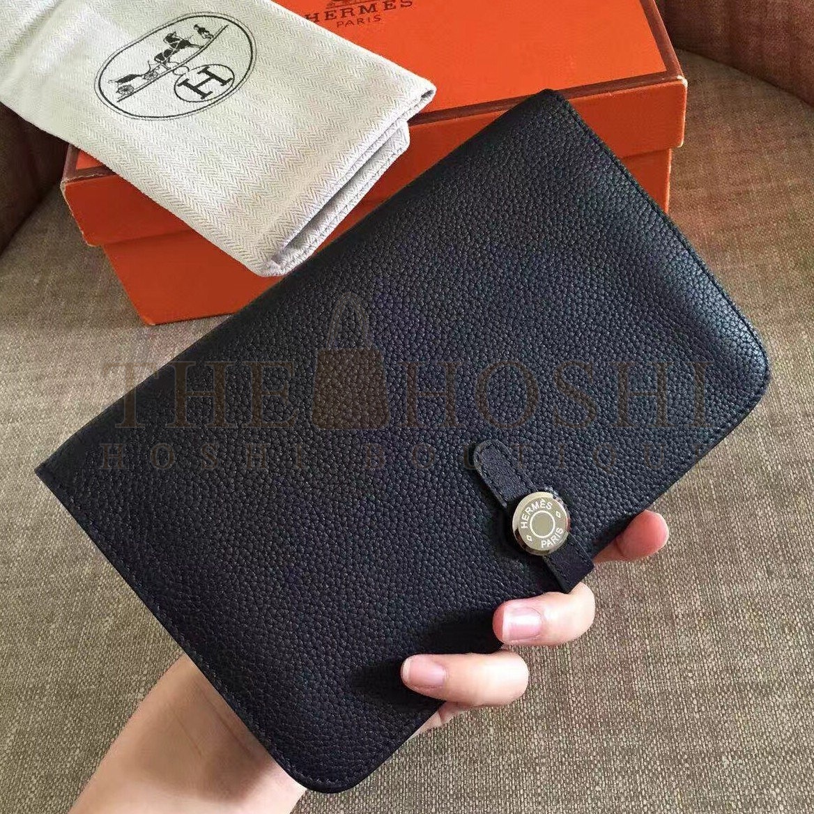 H**me5 Dogon Duo Wallet in Black Clemence Leather Master Quality