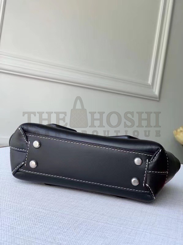 B0tt*ga Ven*ta Mini Arco Bag In Black Intrecciato Calfskin Master Quality