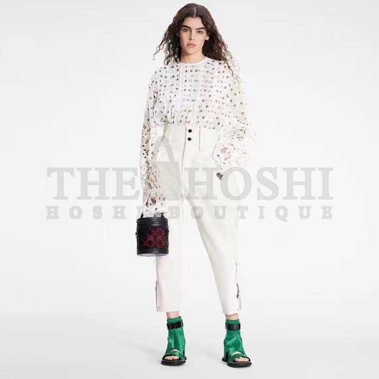 L0vis Vvtt0n LV Women Cannes Handbag Black Patent Calfskin Cowhide Leather Master Quality