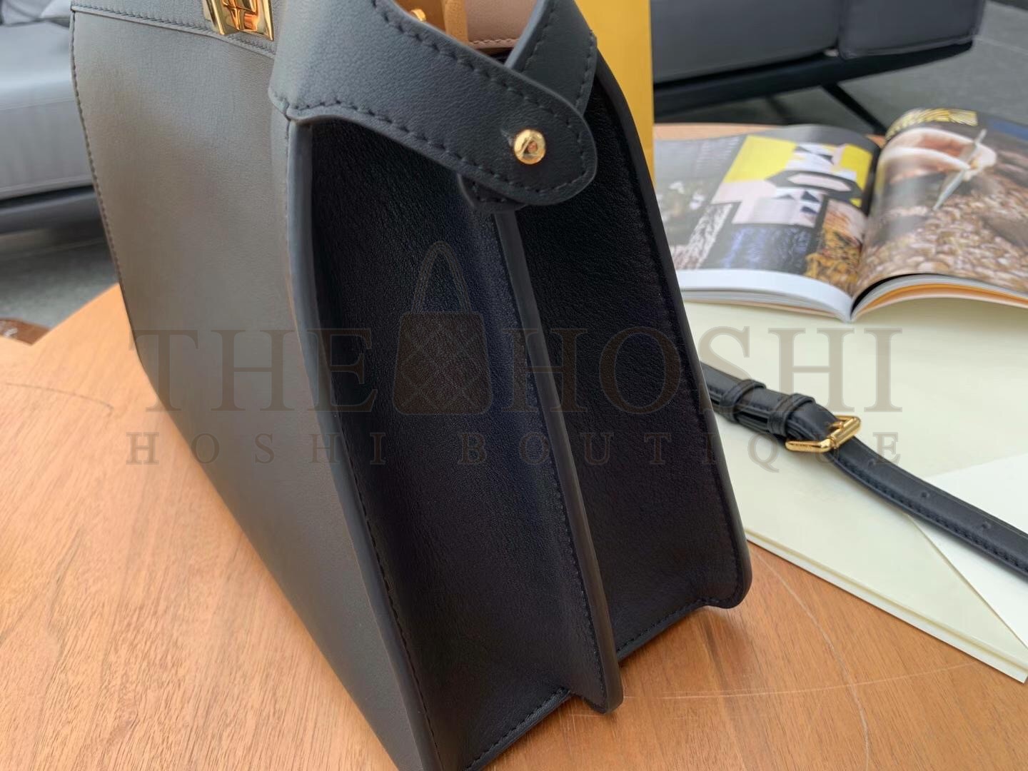 F**di Peekaboo ISeeU Medium Bag In Black Calfskin Master Quality