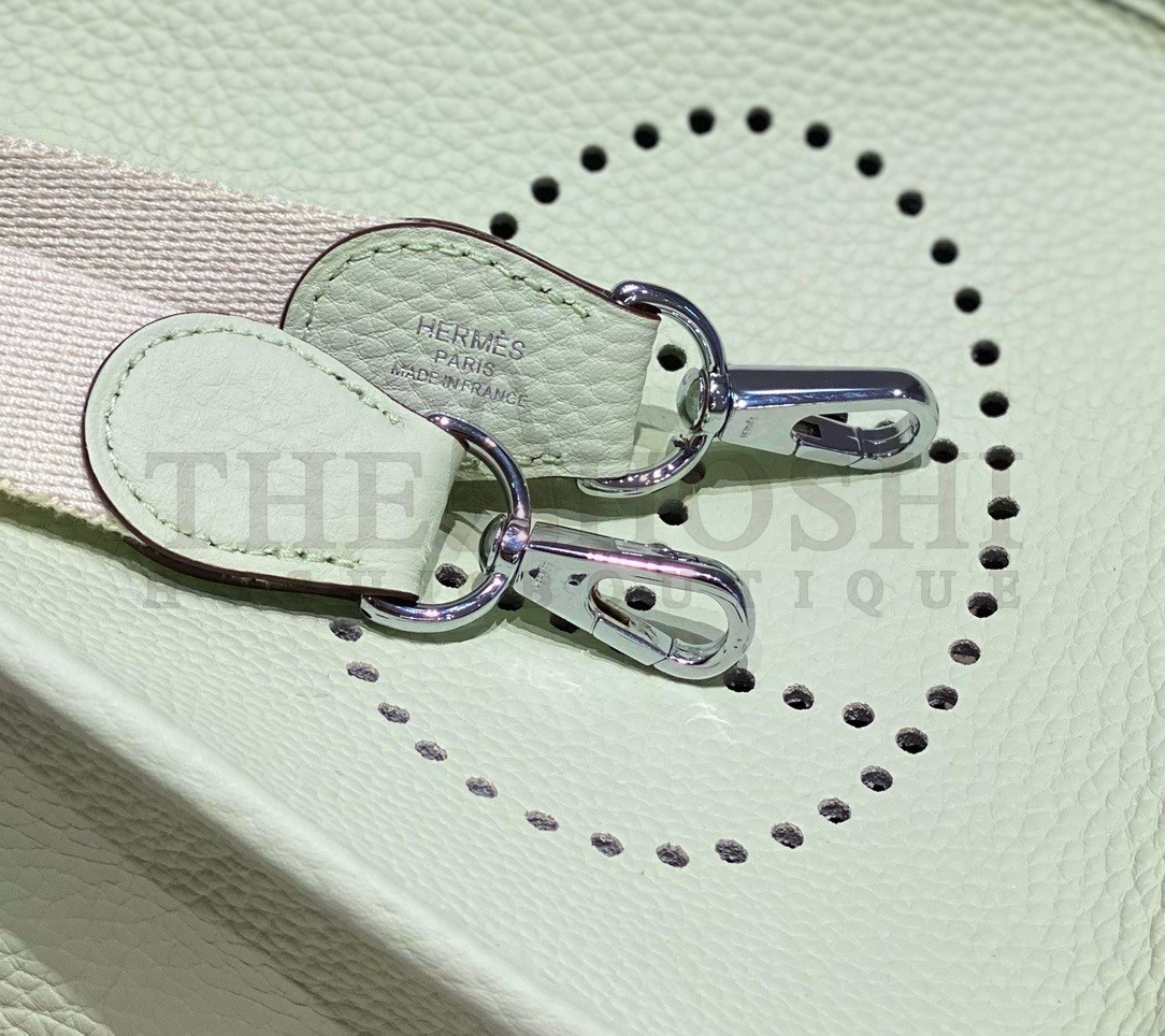 H**me5 Evelyne III TPM Bag In Vert Fizz Clemence Leather Master Quality