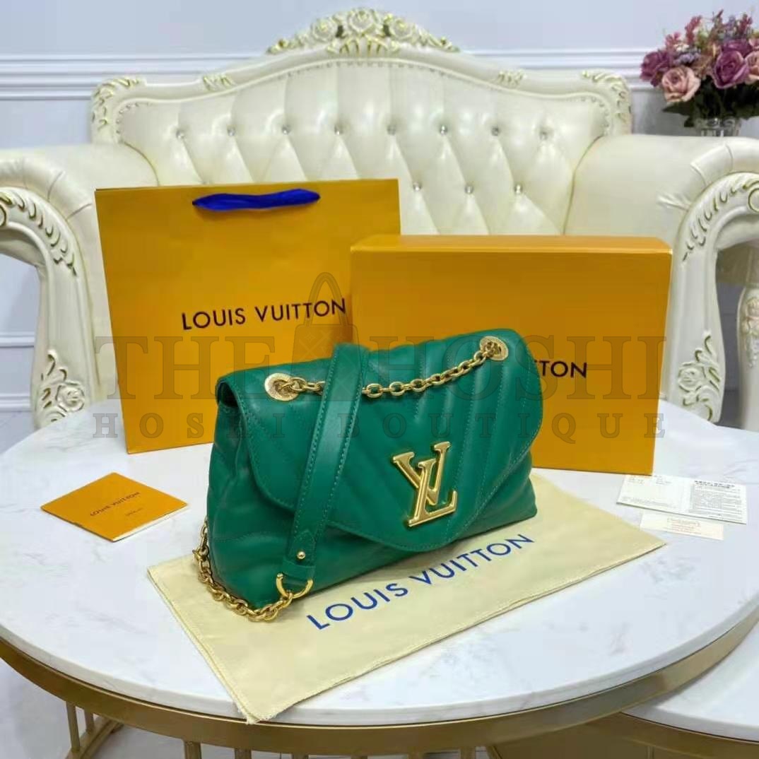 L0vis Vvtt0n LV Women New Wave Chain Bag Handbag Emerald Green Smooth Cowhide Leather Master Quality
