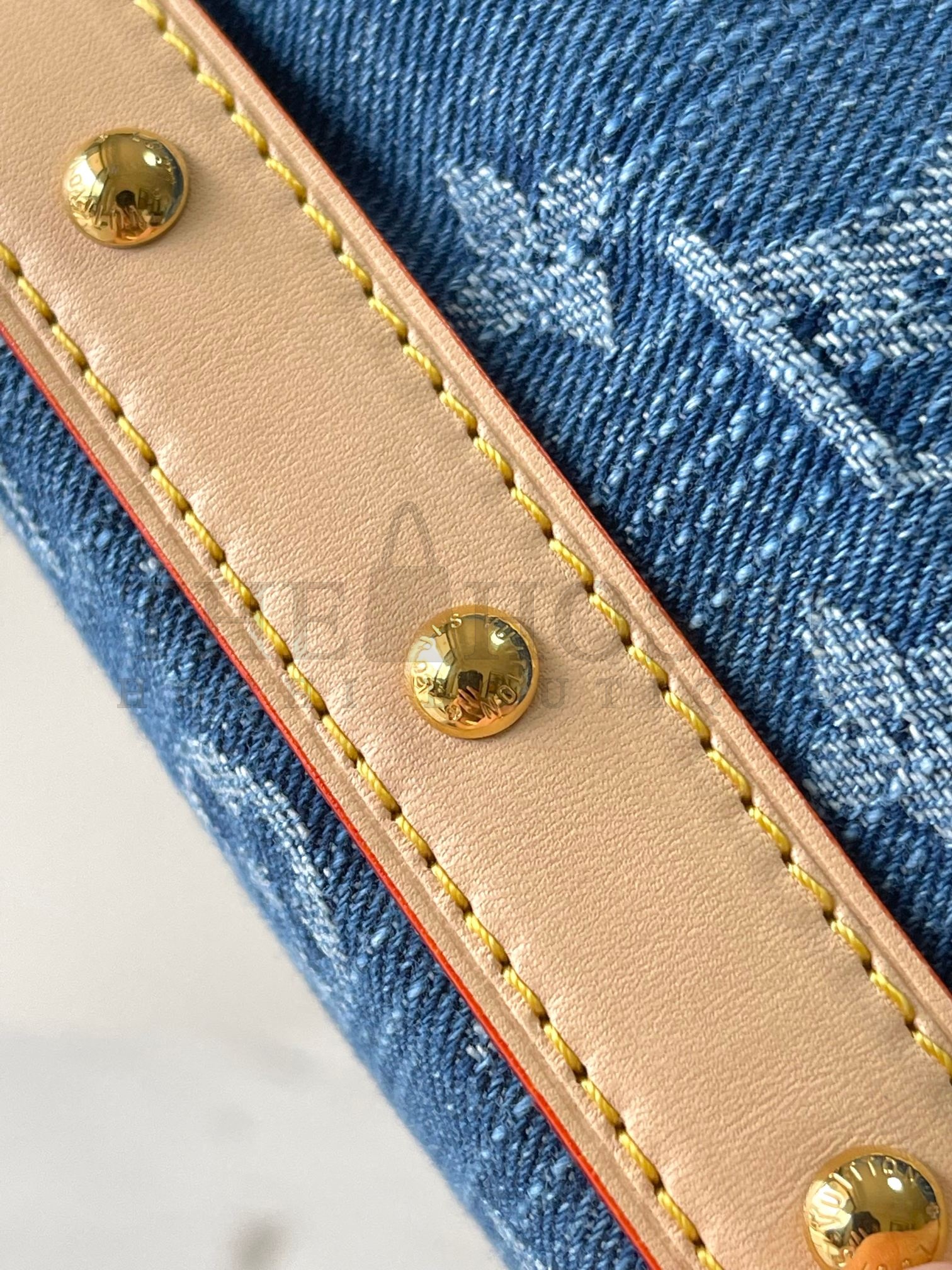 L0vis Vvtt0n LV Nano Noe Denim Drawstring Shoulder Bag M83043 20.5x17.5x8.8cm Master Quality