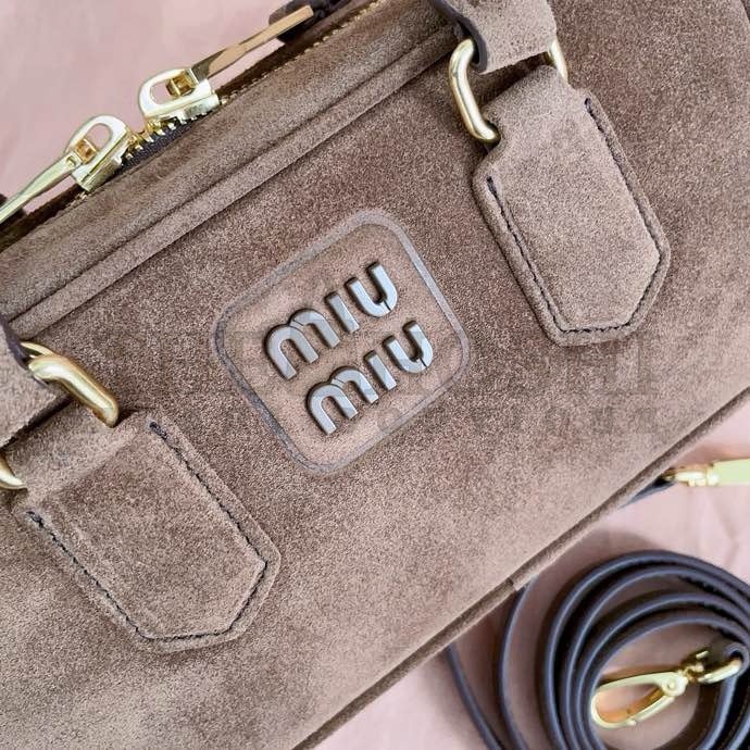 Miu Miu M1um1u Suede Bowling Bag Brown Calfskin Leather 22x10.5x7.5cm 5BB142 Master Quality