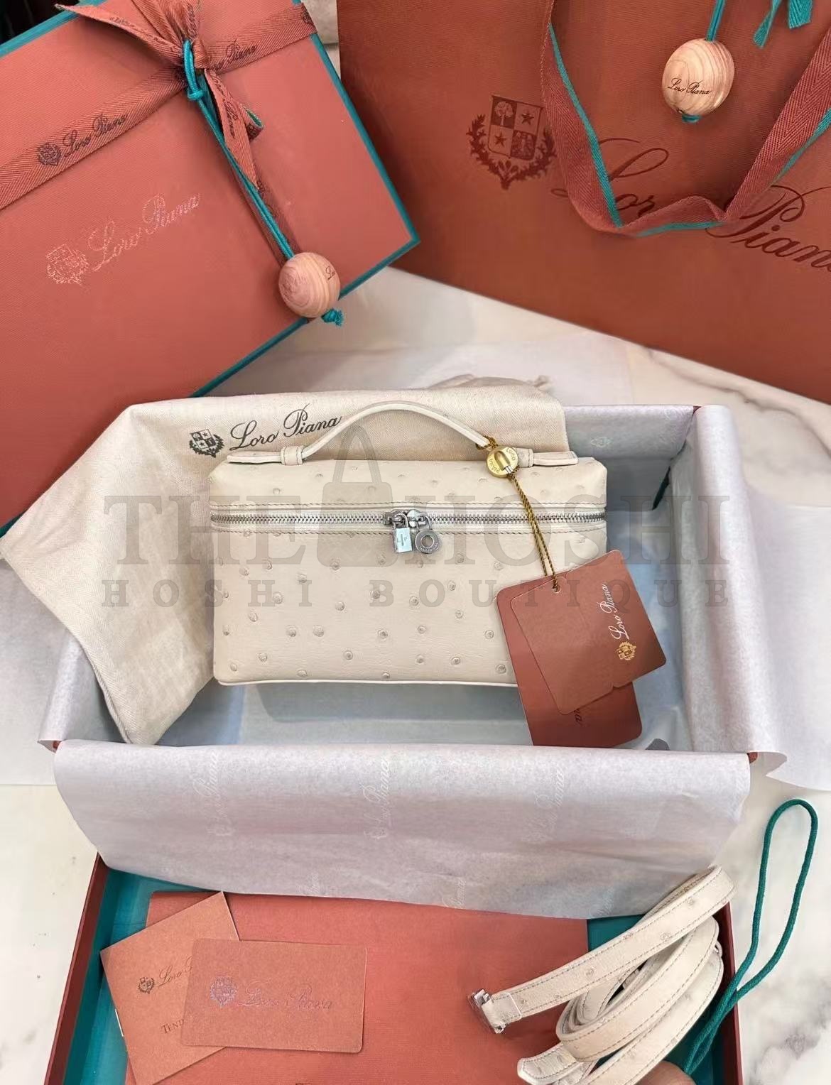 L0r0 P1ana LP L19 Extra Pocket Ostrich Leather Clutch Crossbody Bag 19x6.5x11cm Master Quality