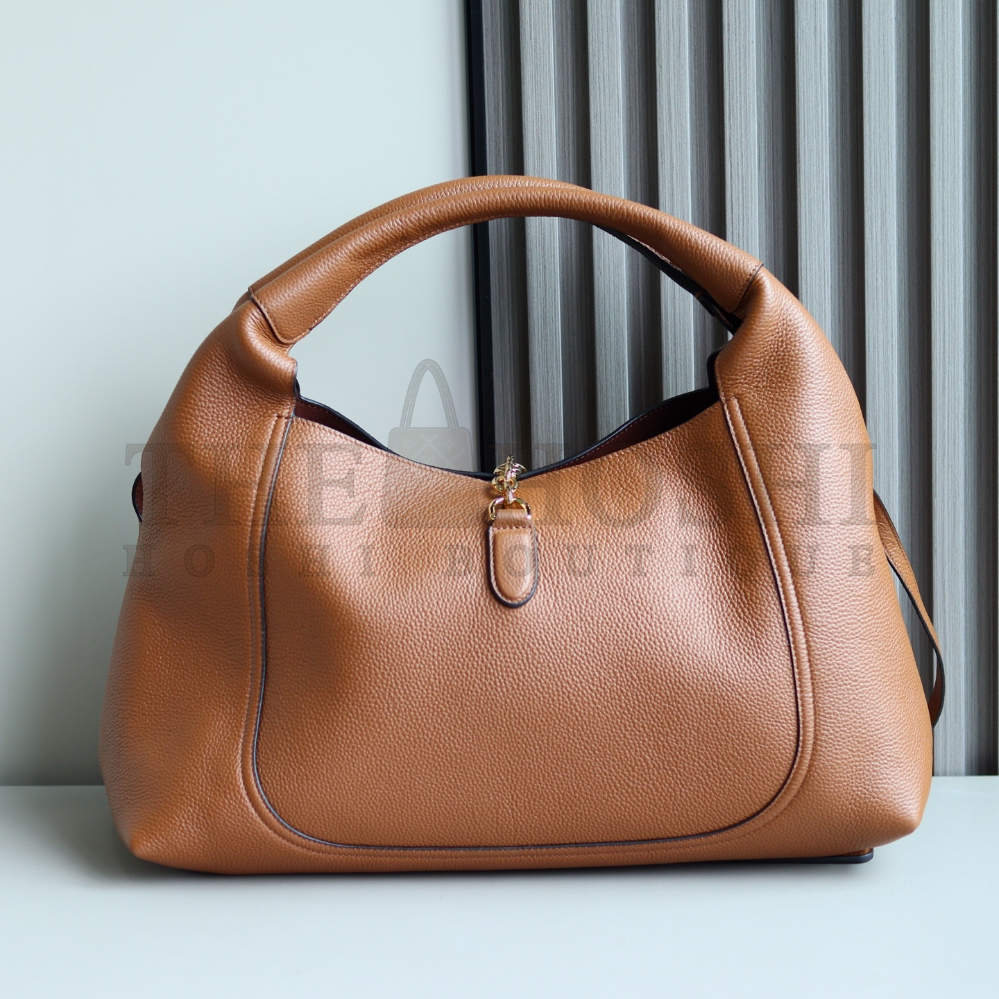 Gvc*1 GG Softbit Shoulder Bag Large Calfskin Leather 46x26x16cm 837466 Master Quality