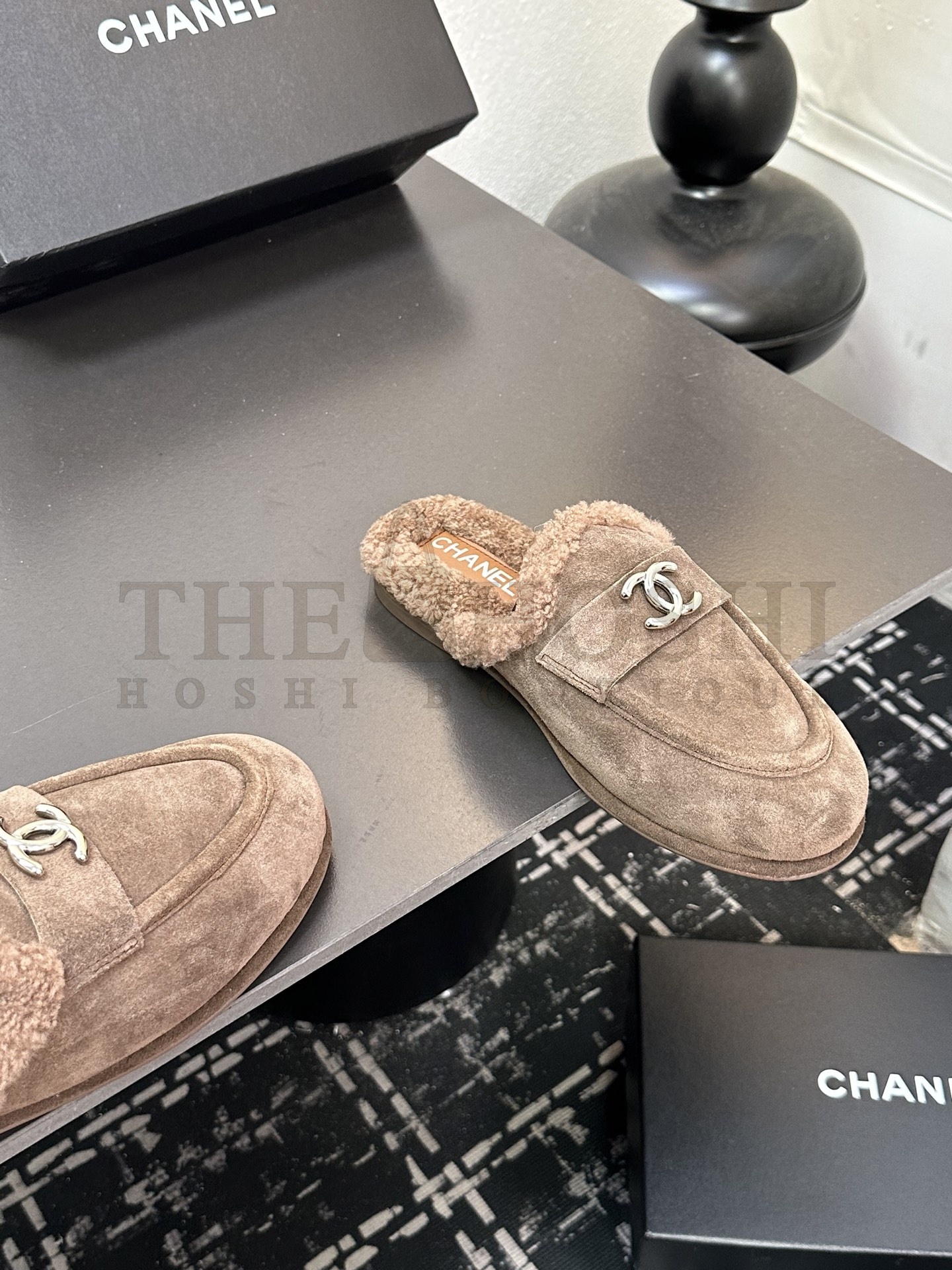 Ch**el CH 25K Fur Mule Slippers Suede Leather Shearling Lined 35-41 Master Quality