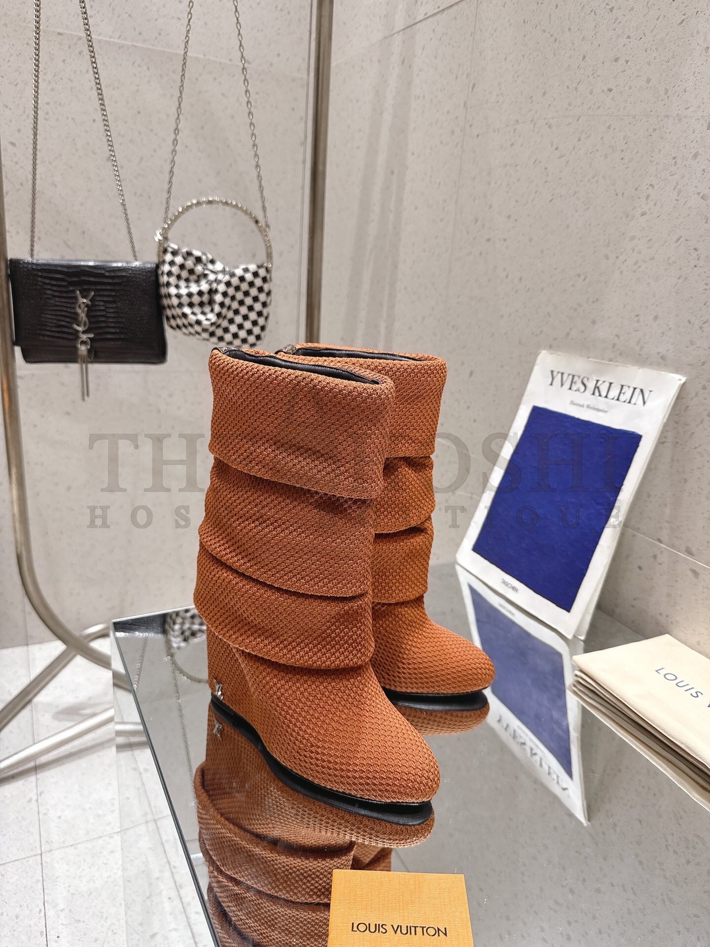 L0vis Vvtt0n LV x Pharrell Williams Summer 2025 Crystal Knit High Heel Boots 9cm Master Quality