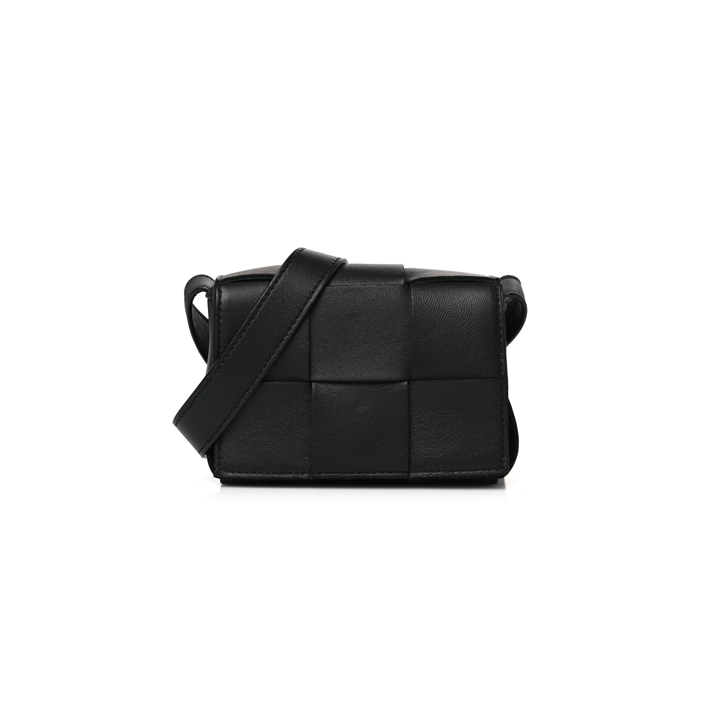B0tt*ga Ven*ta LAMBSKIN MAXI INTRECCIATO EXTRA MINI CASSETTE CROSSBODY BAG BLACK (12*9*5cm) Master Quality