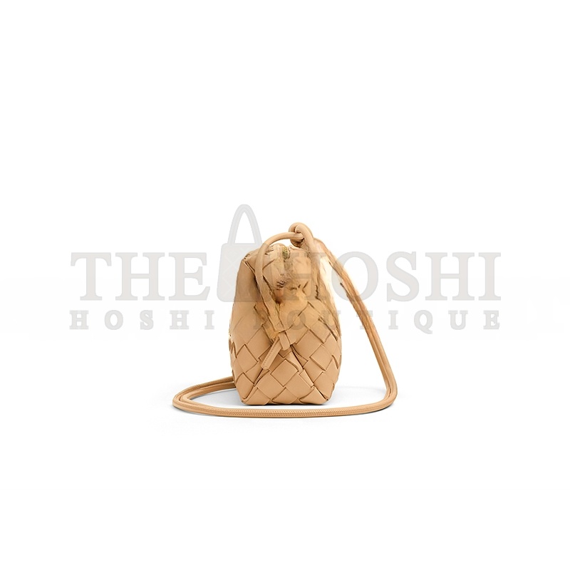 B0tt*ga Ven*ta MINI LOOP CAMERA BAG 680254V1G112700 (25*18*11cm) Master Quality