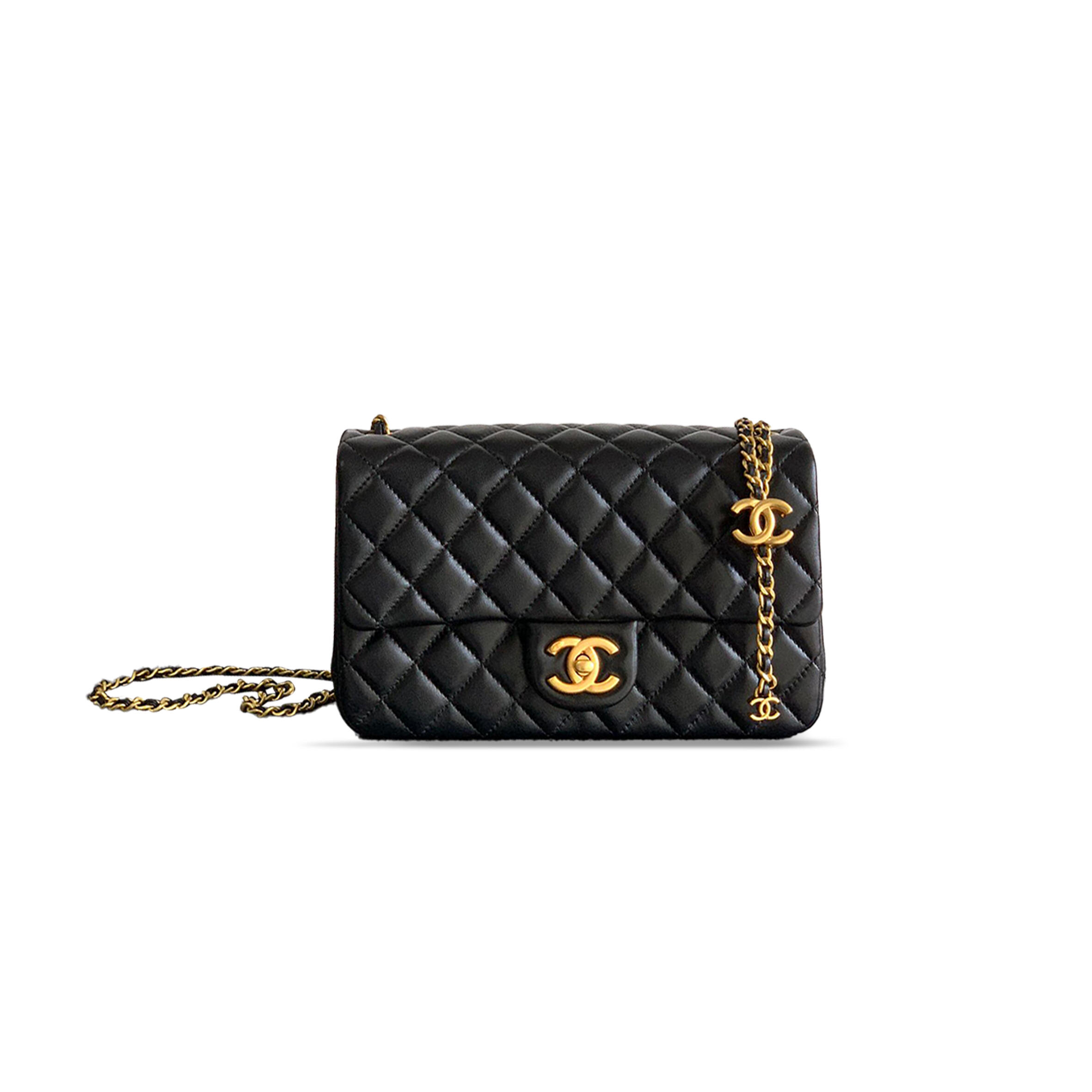 Ch**el LARGE FLAP BAG SHINY LANBSKIN IN BLACK 255301 (23.5*14.5*7cm) Master Quality