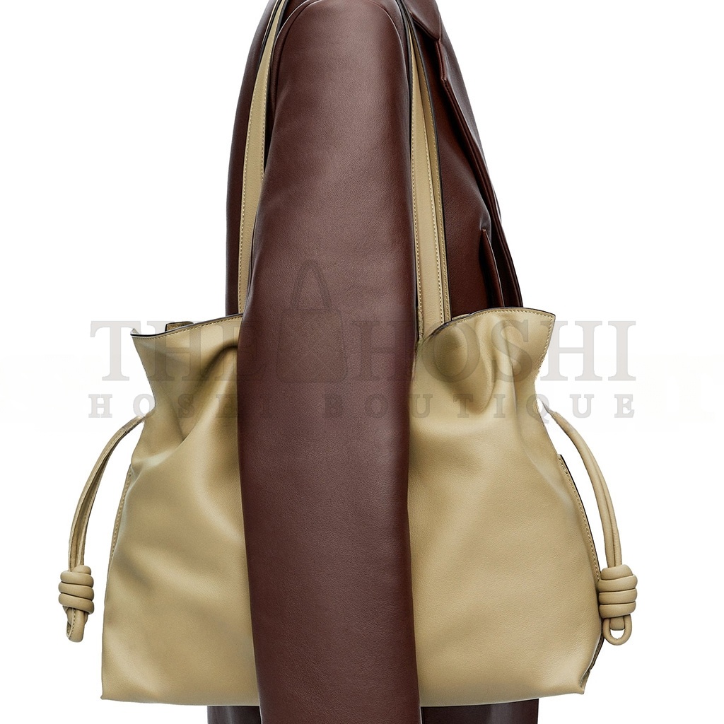 L0ew* LARGE FLAMENCO CLUTCH IN NAPPA CALFSKIN 0011034592 (38*29*14cm) Master Quality