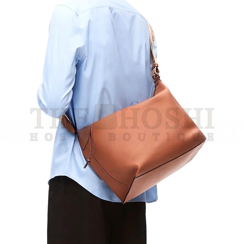 L0ew* CUBI CROSSBODY BAG IN S*pPLE SMOOTH CALFSKIN AND JACQUARD B906K70X01 (44*30*18cm) Master Quality