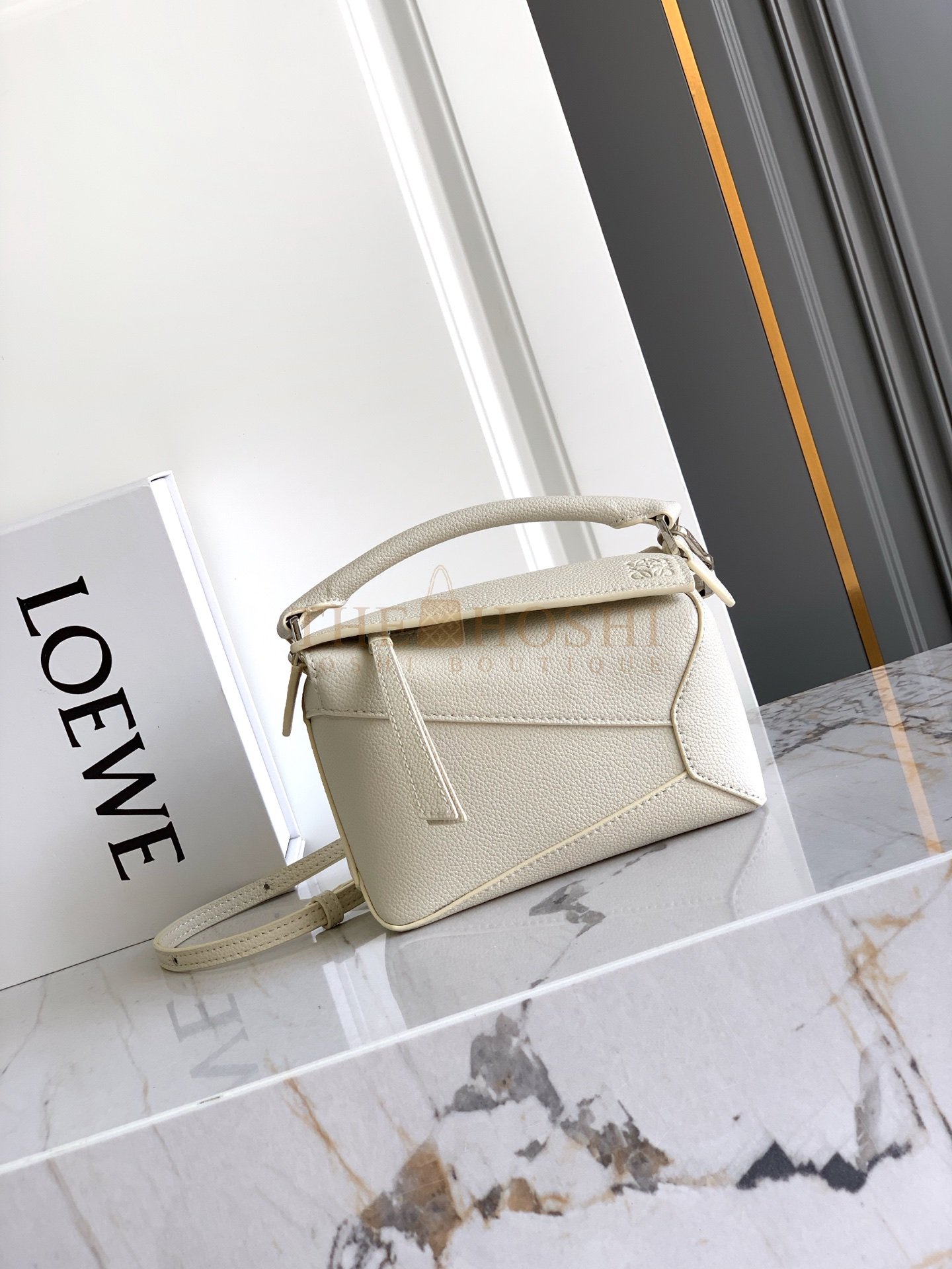 L0ew* LW Puzzle Mini 2.0 Calfskin Bag S062208 18×12.5×8 cm Cloud White